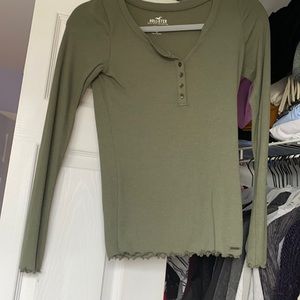 Fitted holister olive green long sleeve